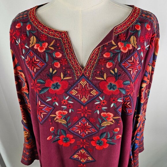 John Mark Top Large Boho Embroidered Floral Burgundy Artsy - Picture 6 of 12